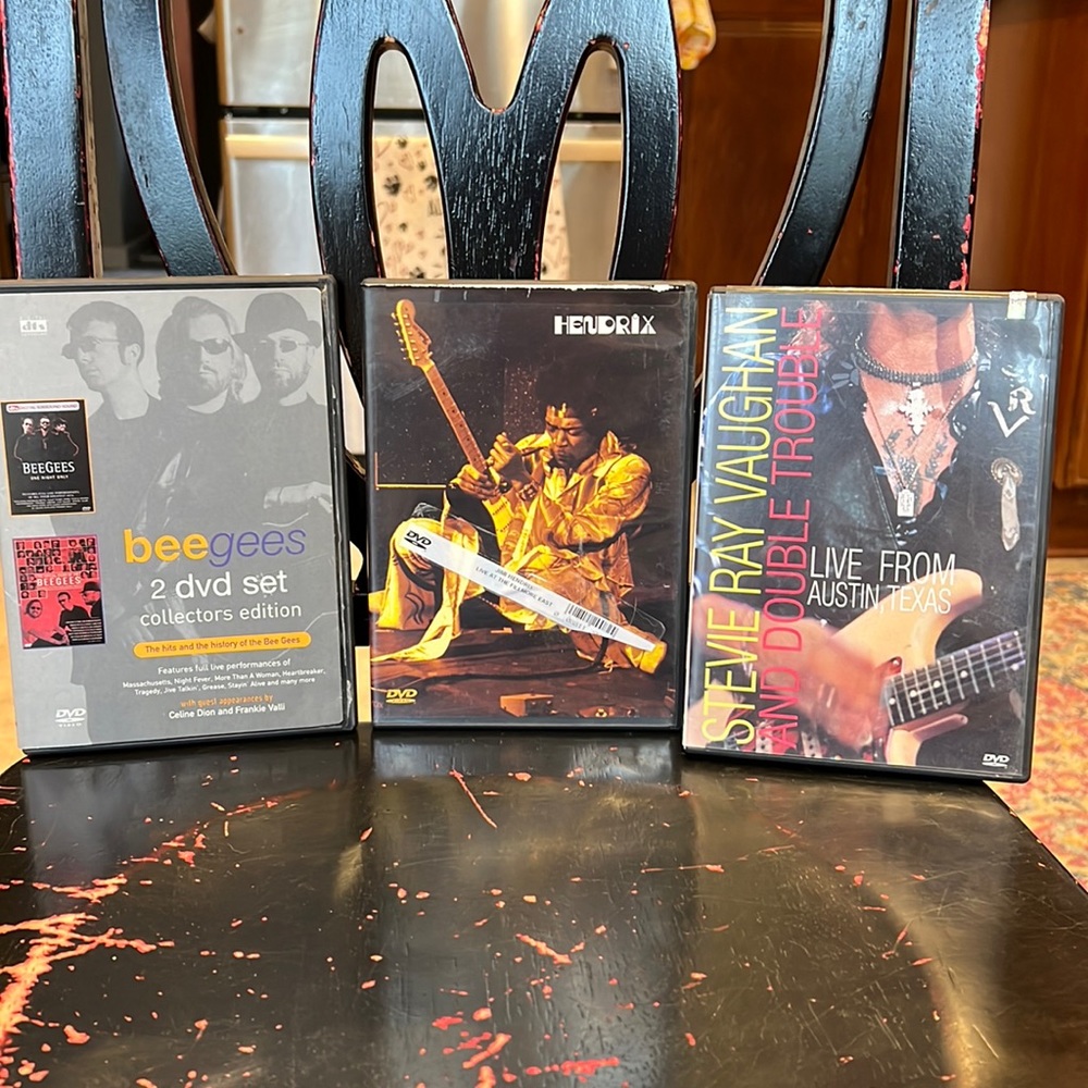 Three Classic MusicDVD Videos Beegees, Hendrix, Stevie Ray Vaughan